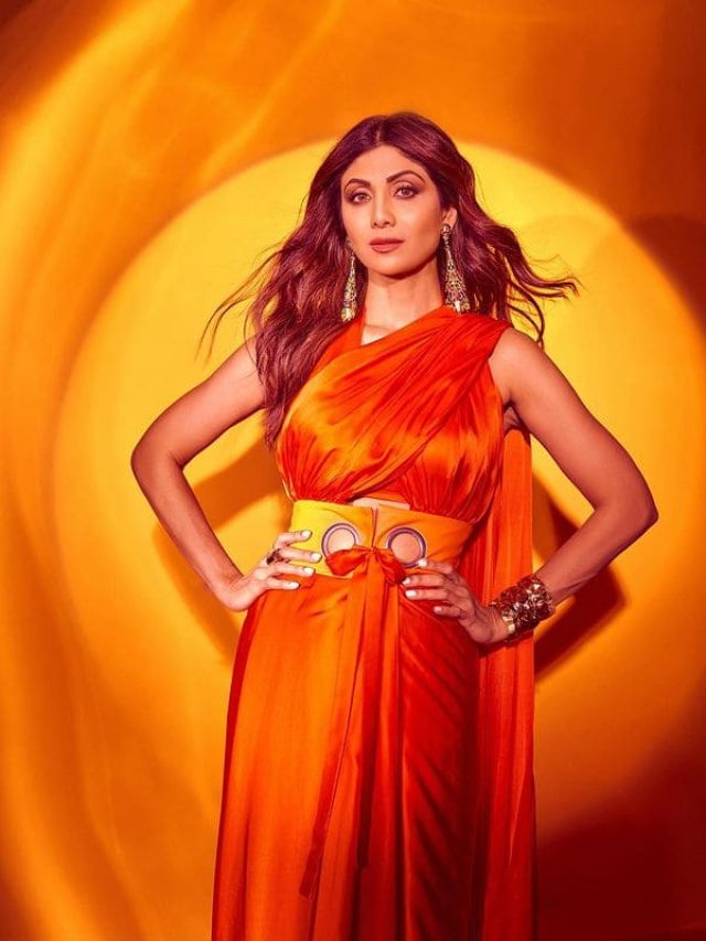 Shilpa Shetty looks 25 years young despite being 47 years old